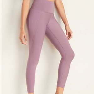 Old Navy Built-In Sculpt 7/8 Compression Leggings